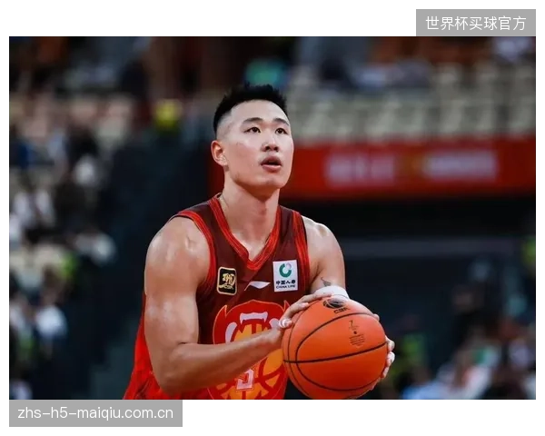 贺希宁迎来生涯爆发赛季,凭借场均超20分表现率深圳队追平队史最佳战绩。 贺希宁迎来生涯爆发赛季,凭借场均超20分表现率深圳队追平队史最佳战绩。
